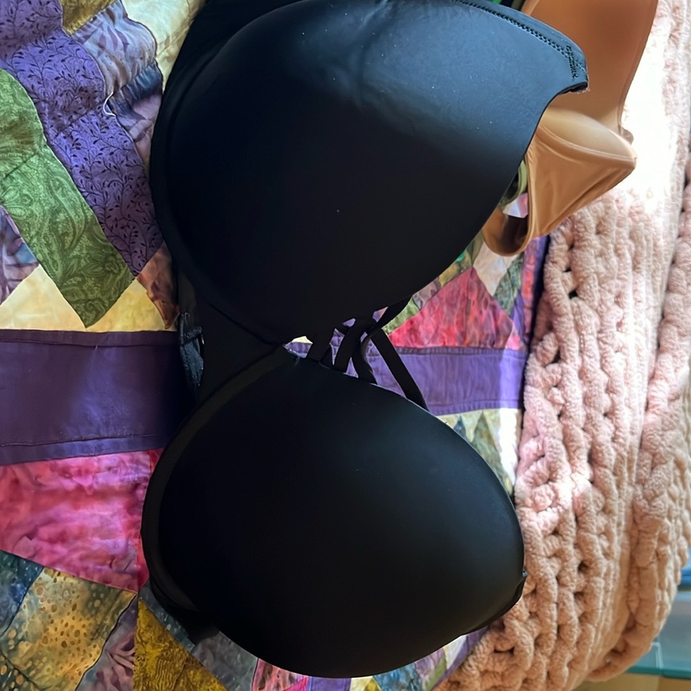 Torrid curve black satin push up bra 42 DDD